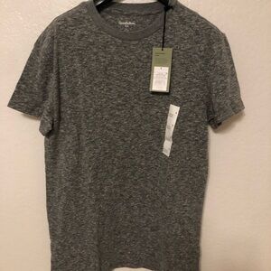 Good fellow shirt size small